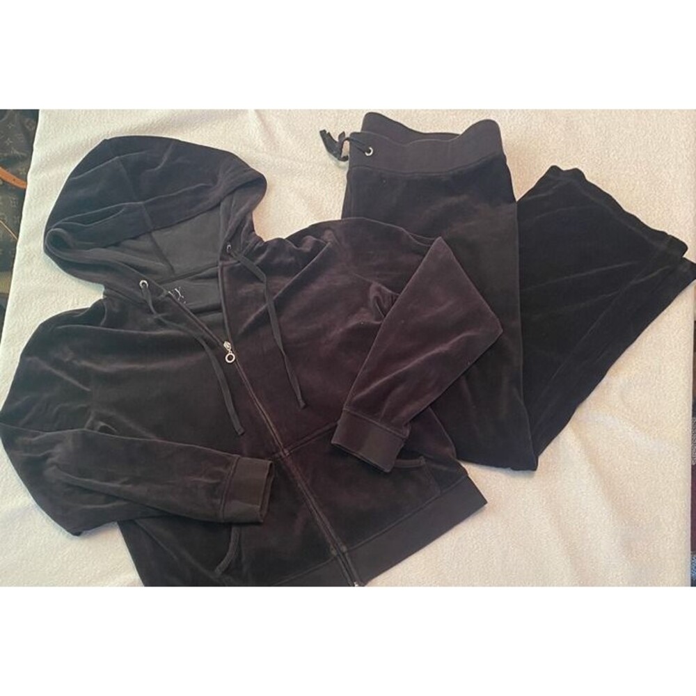 New York & Company black velour outfit. Size XL